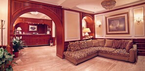 Reception - Hotel San Carlo (Rome)