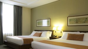 Premium bedding, Select Comfort beds, in-room safe, desk - Eurobuilding Express Maracay (Maracay)