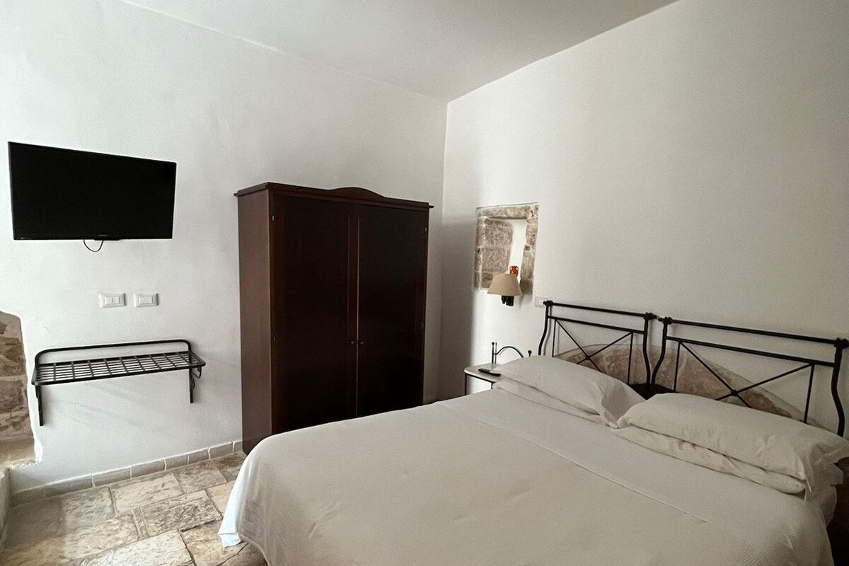 Minibar, in-room safe, desk, blackout drapes