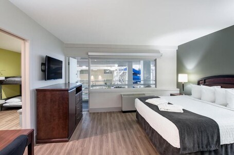 Viscount Gort Hotel - Image 12