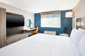 Standard Room, 1 King Bed, Accessible (Roll-In Shower)