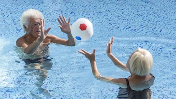 Una piscina techada