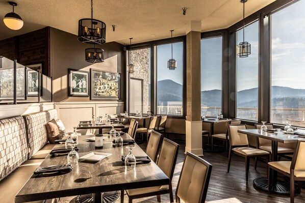 Restaurant - Prestige Mountain Resort Rossland (Rossland)