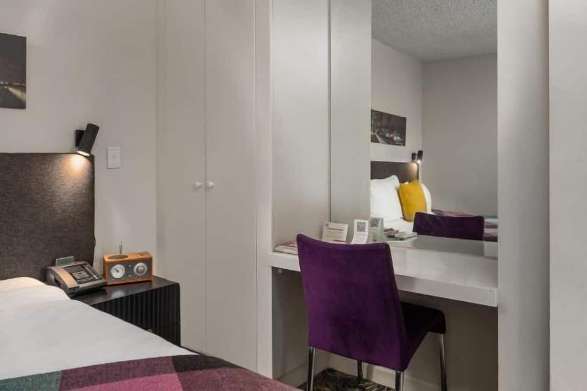 Select Comfort beds, in-room safe, desk, laptop workspace