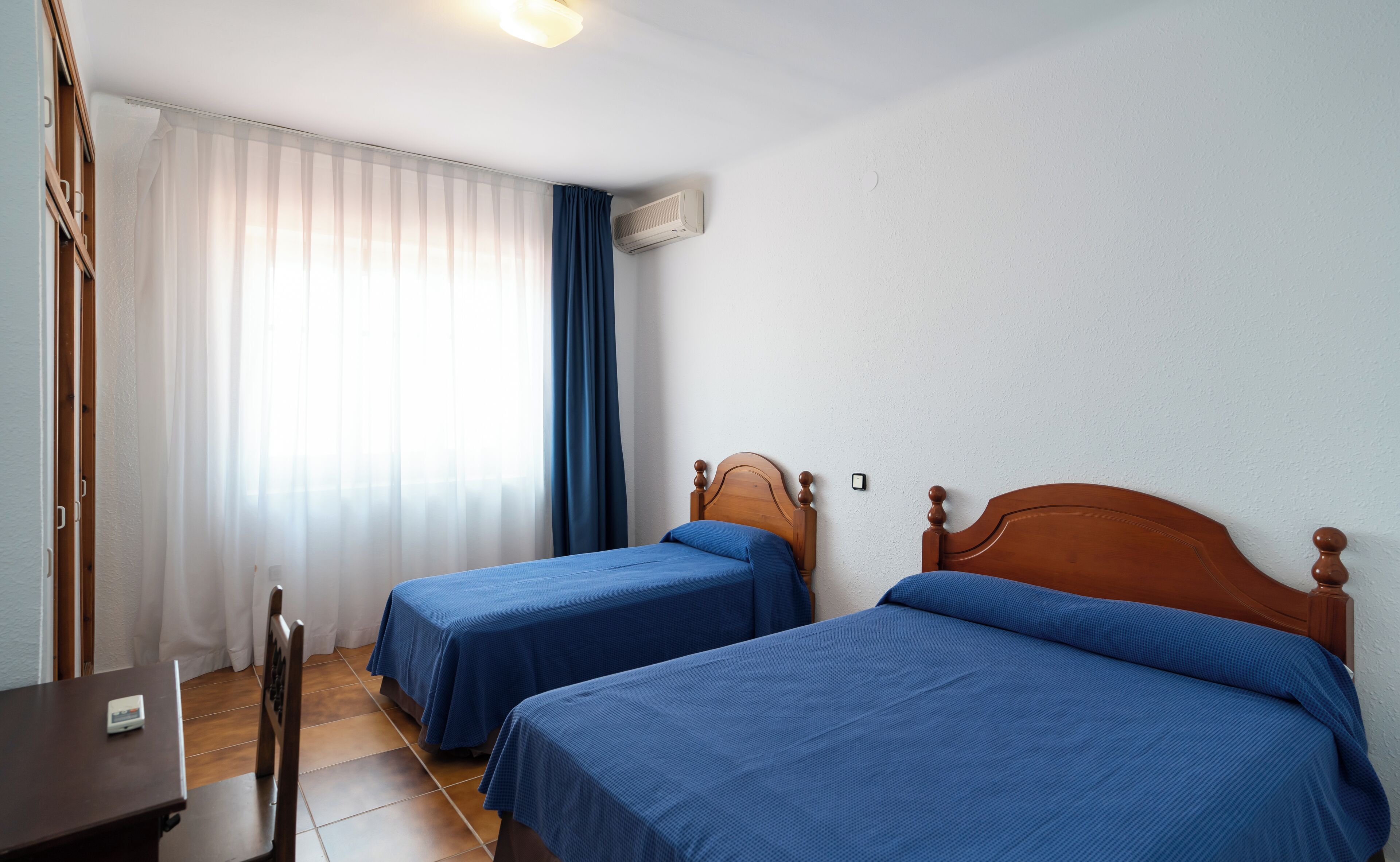 Een kluis op de kamer, gratis wifi, beddengoed