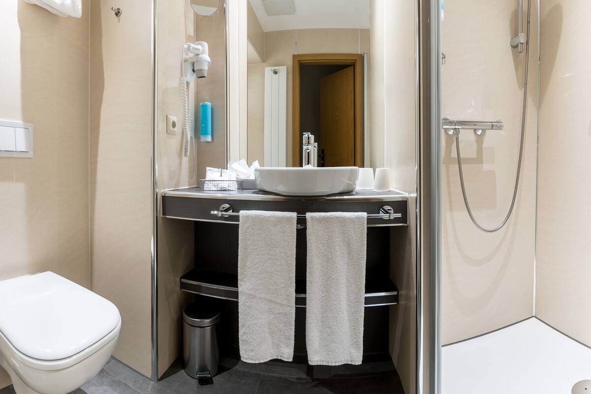 free toiletries, hair dryer, towels