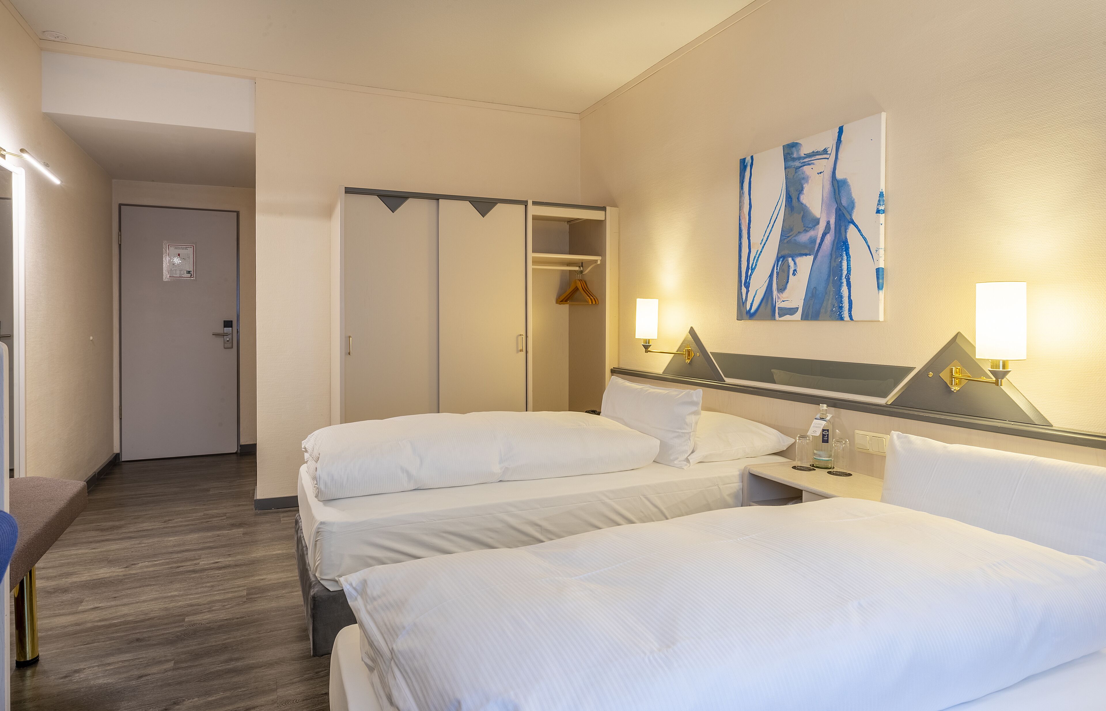 comfort double room | 1 bedroom, premium bedding, in-room safe, desk