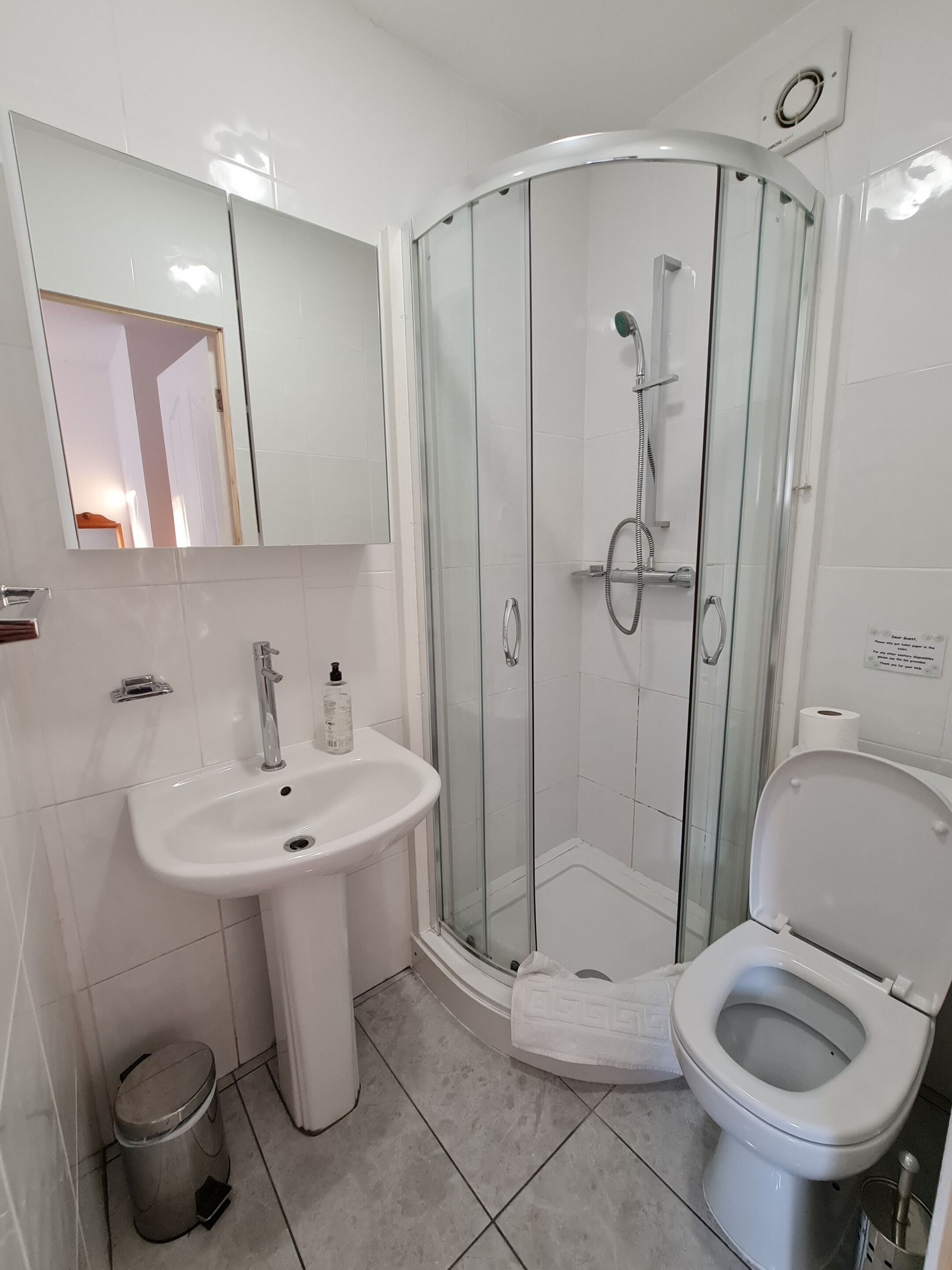 double room, ensuite, courtyard view (room 11 and 12) | 1 bedroom, blackout curtains, free wifi, bed sheets