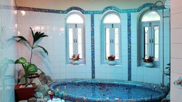 Ensemble douche/baignoire, douche à « effet pluie »