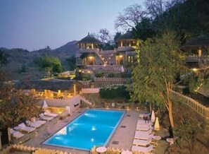 Pool - The Aodhi (Kumbhalgarh)