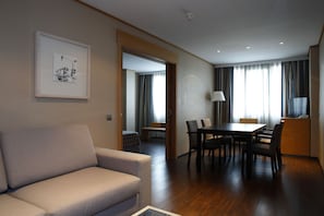 Premium bedding, minibar, in-room safe, desk - Eurohotel Castelló Estació (Castelló de la Plana)