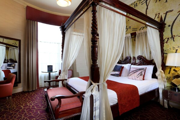 Executive Room, 1 Double Bed, Non Smoking | Pool
