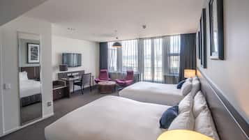 Phòng Executive, 2 giường cỡ queen | Bộ đồ giường cao cấp, két bảo mật tại phòng, bàn