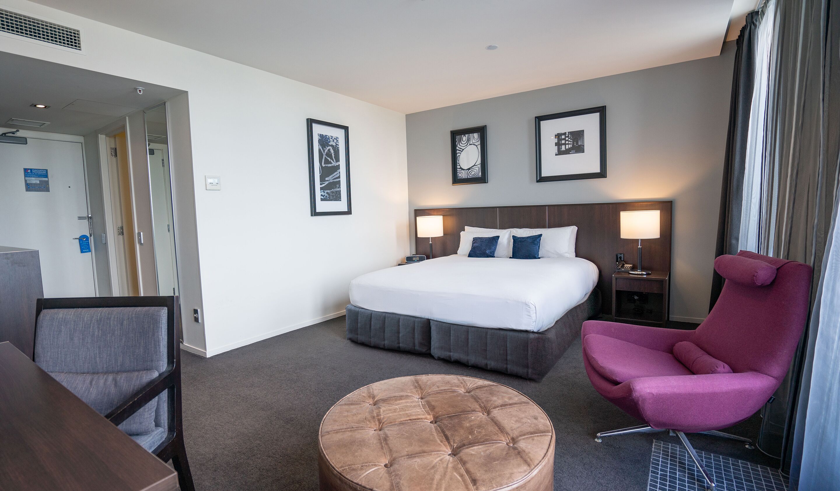 executive room, 1 king bed | premium bedding, in-room safe, desk, iron/ironing board