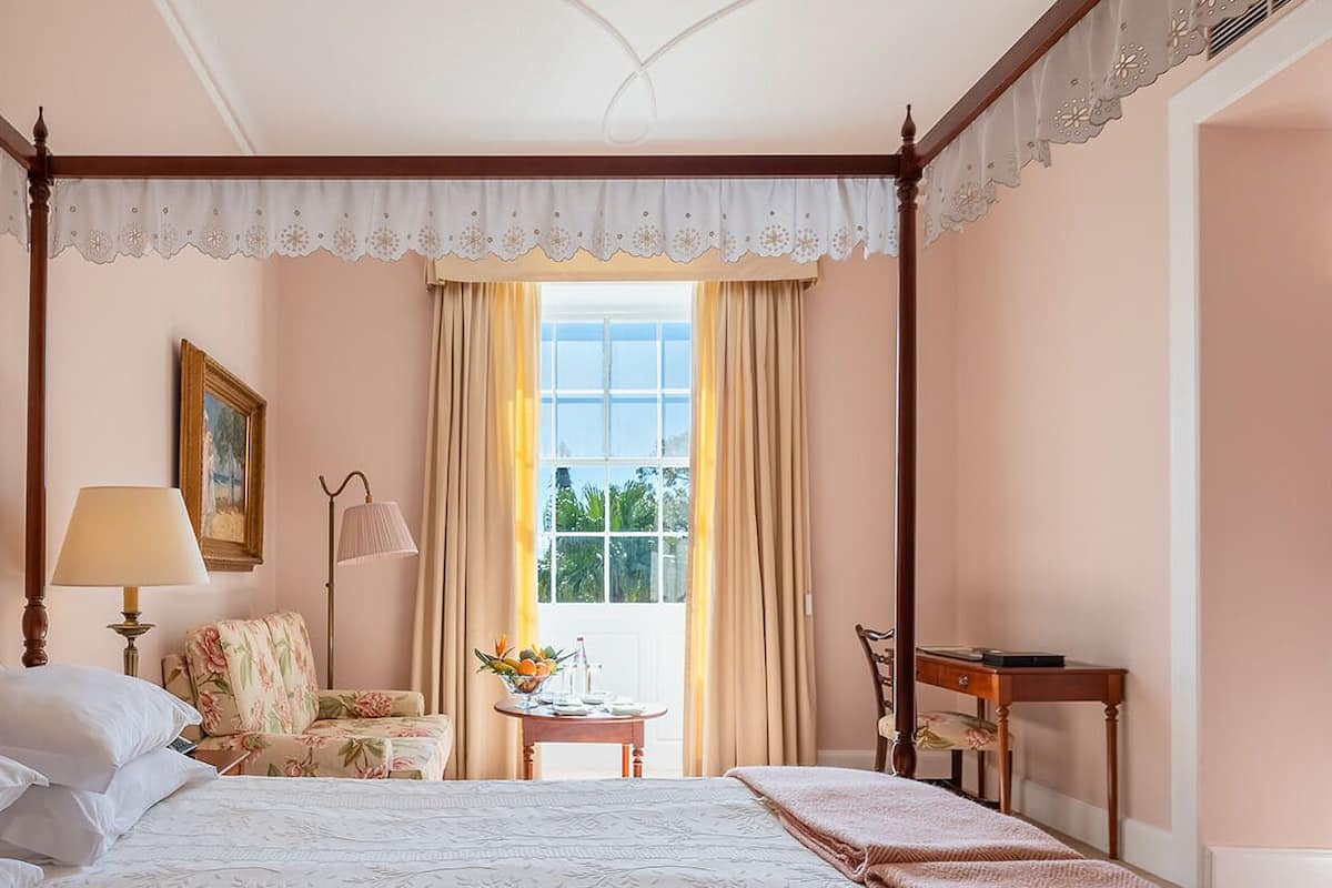Heritage Junior Suite room | 1 bedroom, hypo-allergenic bedding, minibar, in-room safe