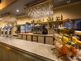 Bar (en la propiedad)