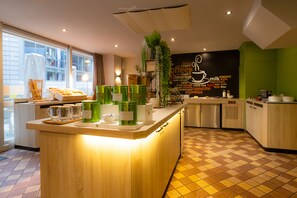 Daily buffet breakfast (EUR 14 per person) - ibis Besançon Centre La City (Besancon)