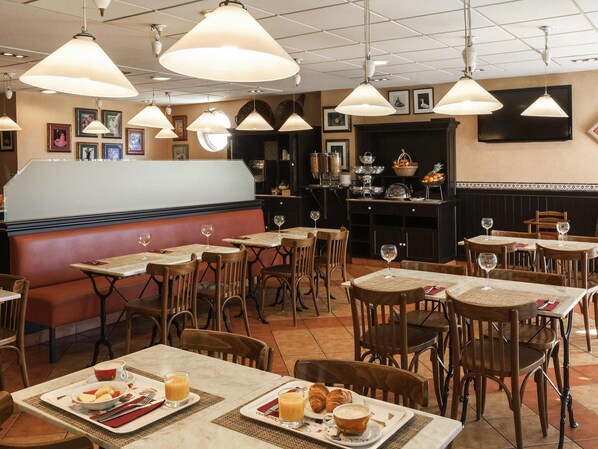 Bar (in der Unterkunft)