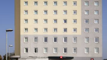 Façade de lâhĂ©bergement