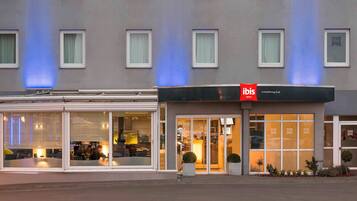 Front of property - evening/night