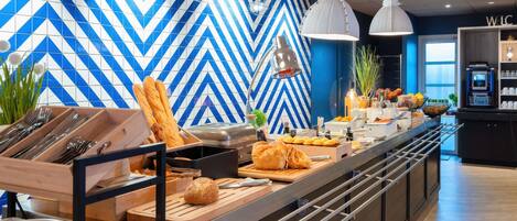 Frokostbuffé hver dag (EUR 13.90 per person)