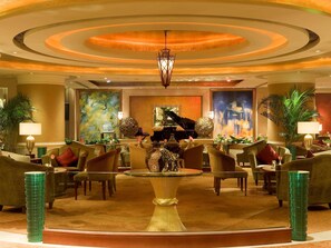 Bar (on property) - Sofitel Chengdu Taihe (Chengdu)