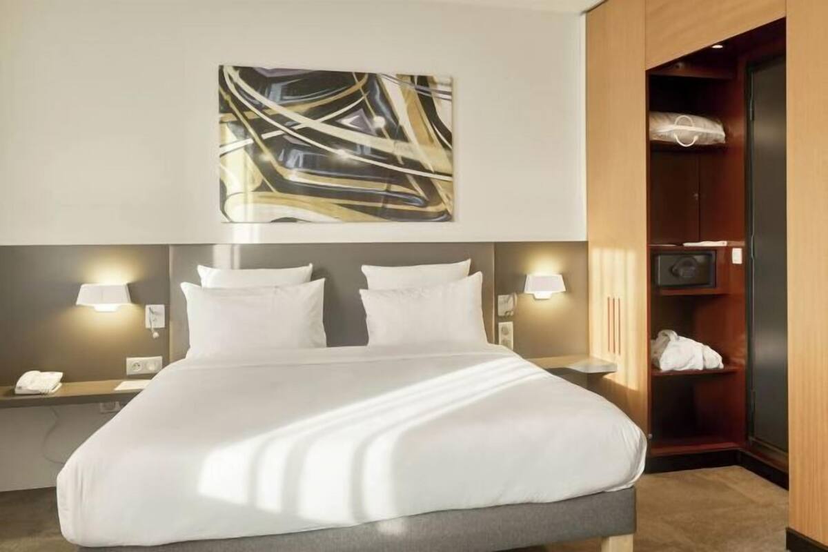 Ropa de cama de alta calidad y artículos del minibar gratis