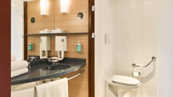 Separate bathtub and shower, free toiletries, hair dryer, towels