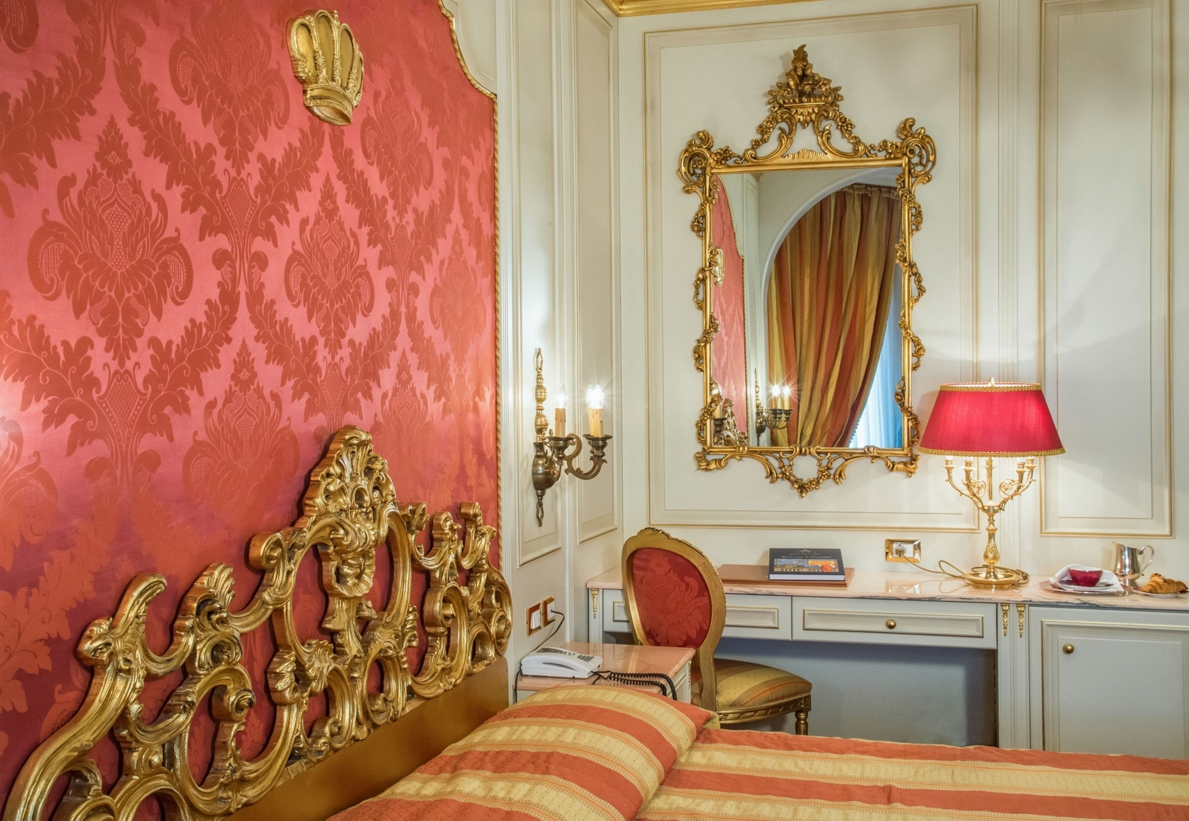 1 bedroom, down duvets, minibar, in-room safe