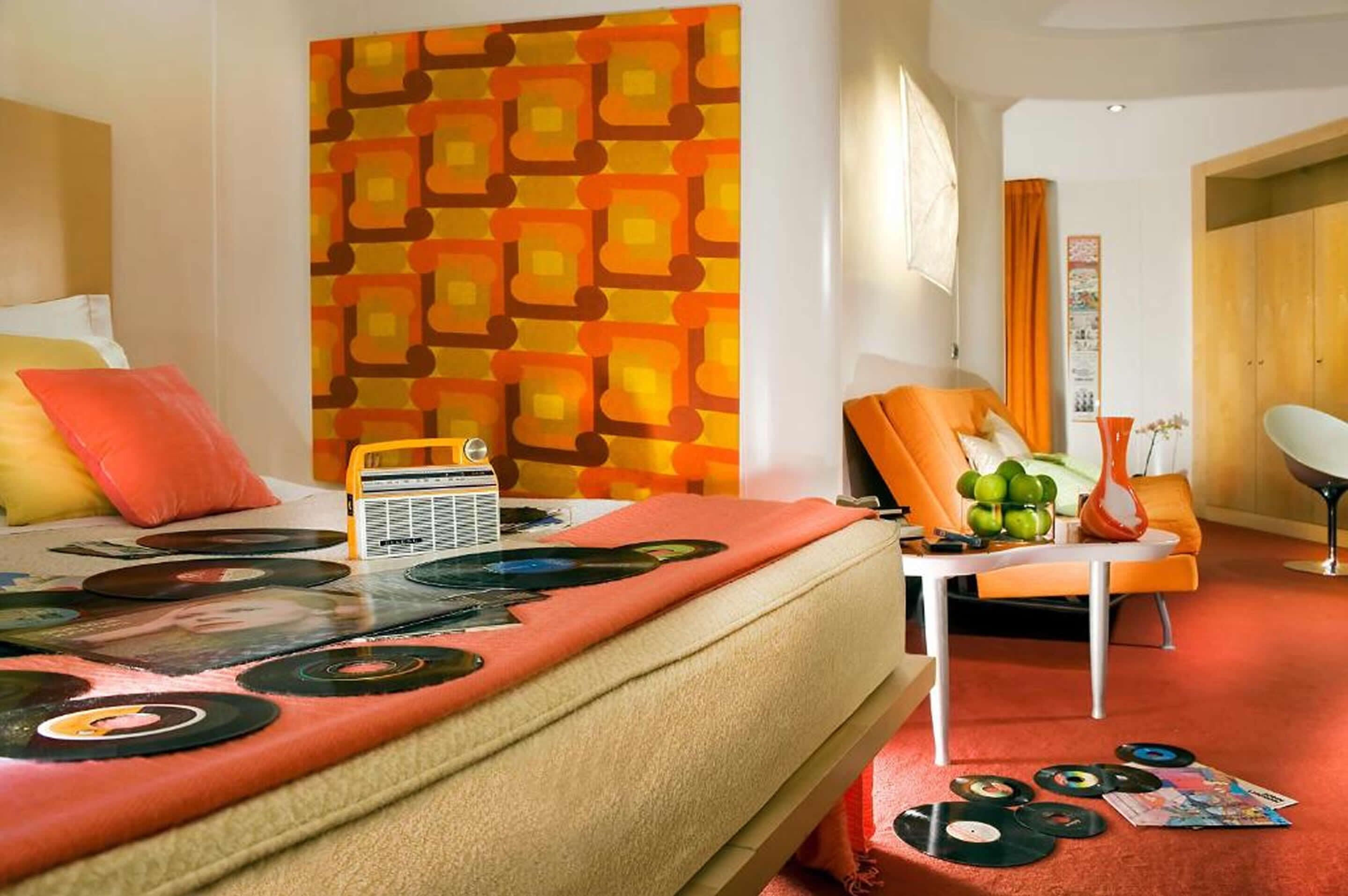 junior suite | 1 bedroom, premium bedding, minibar, in-room safe