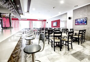 Bar (en la propiedad)
