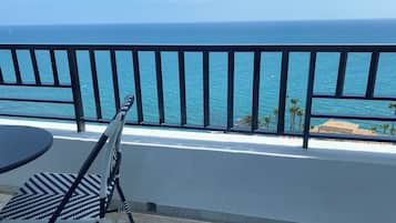 Studio Suite Deluxe, 1 phòng ngủ, quang cảnh biển | Bộ đồ giường kháng dị ứng, két bảo mật tại phòng, màn/rèm cản sáng