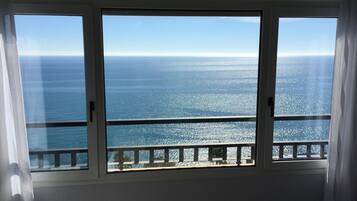 Căn hộ Superior, 1 phòng ngủ, quang cảnh biển (4 people) | Bộ đồ giường kháng dị ứng, két bảo mật tại phòng, màn/rèm cản sáng