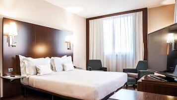 Minibar, bureau, rideaux occultants, chambres insonorisées