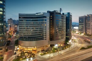 숙박 시설 정면