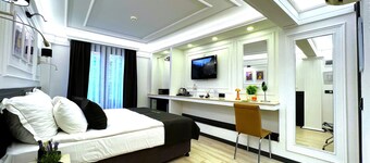 Angel's Home Hotel