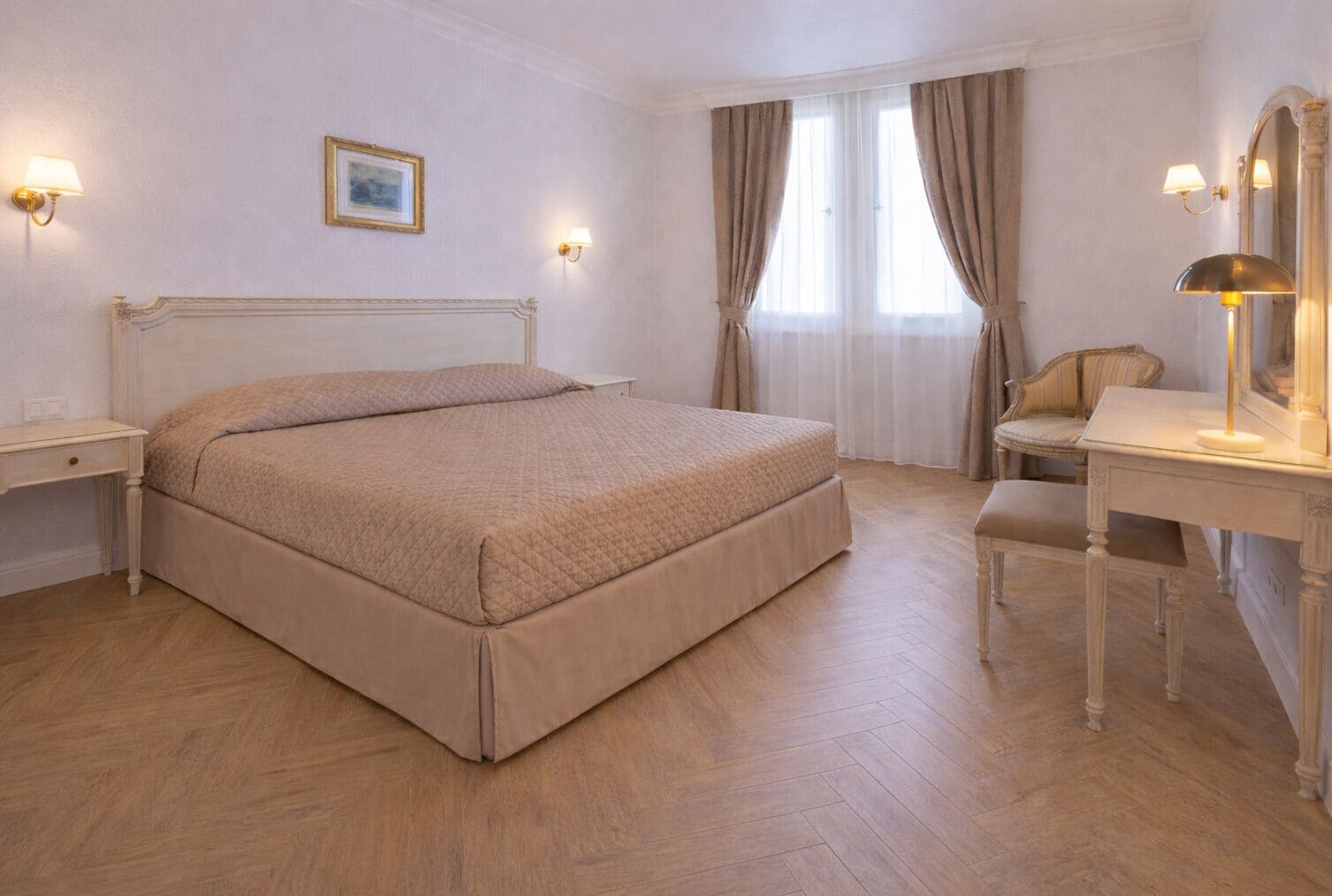 In-room safe, desk, soundproofing, free cots/infant beds