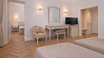 Caja de seguridad en la habitación, escritorio y insonorización