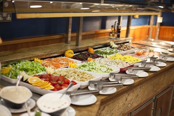 Buffet - Bella Vista Hotel (St. Paul's Bay)