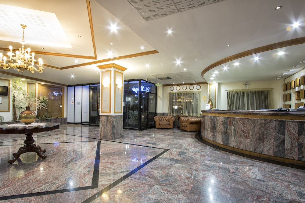 Canifor Hotel