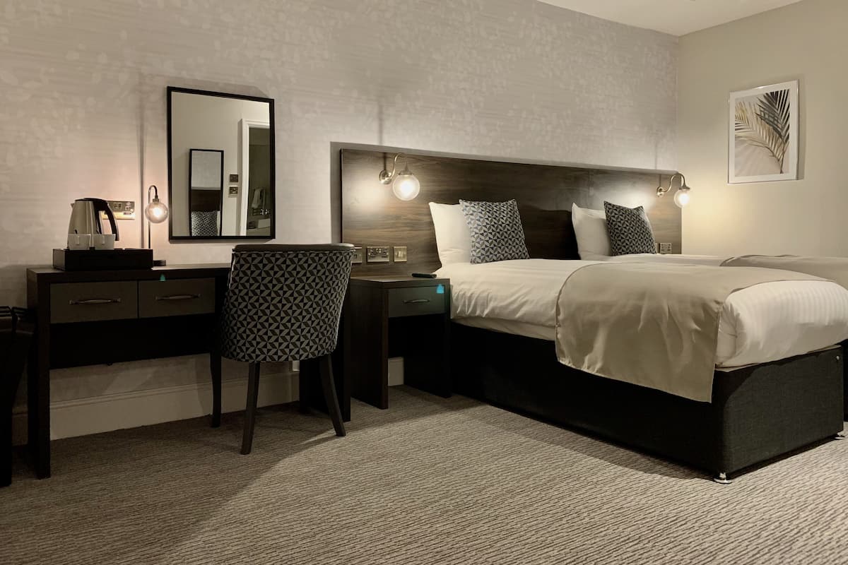 Egyptian cotton sheets, premium bedding, memory foam beds