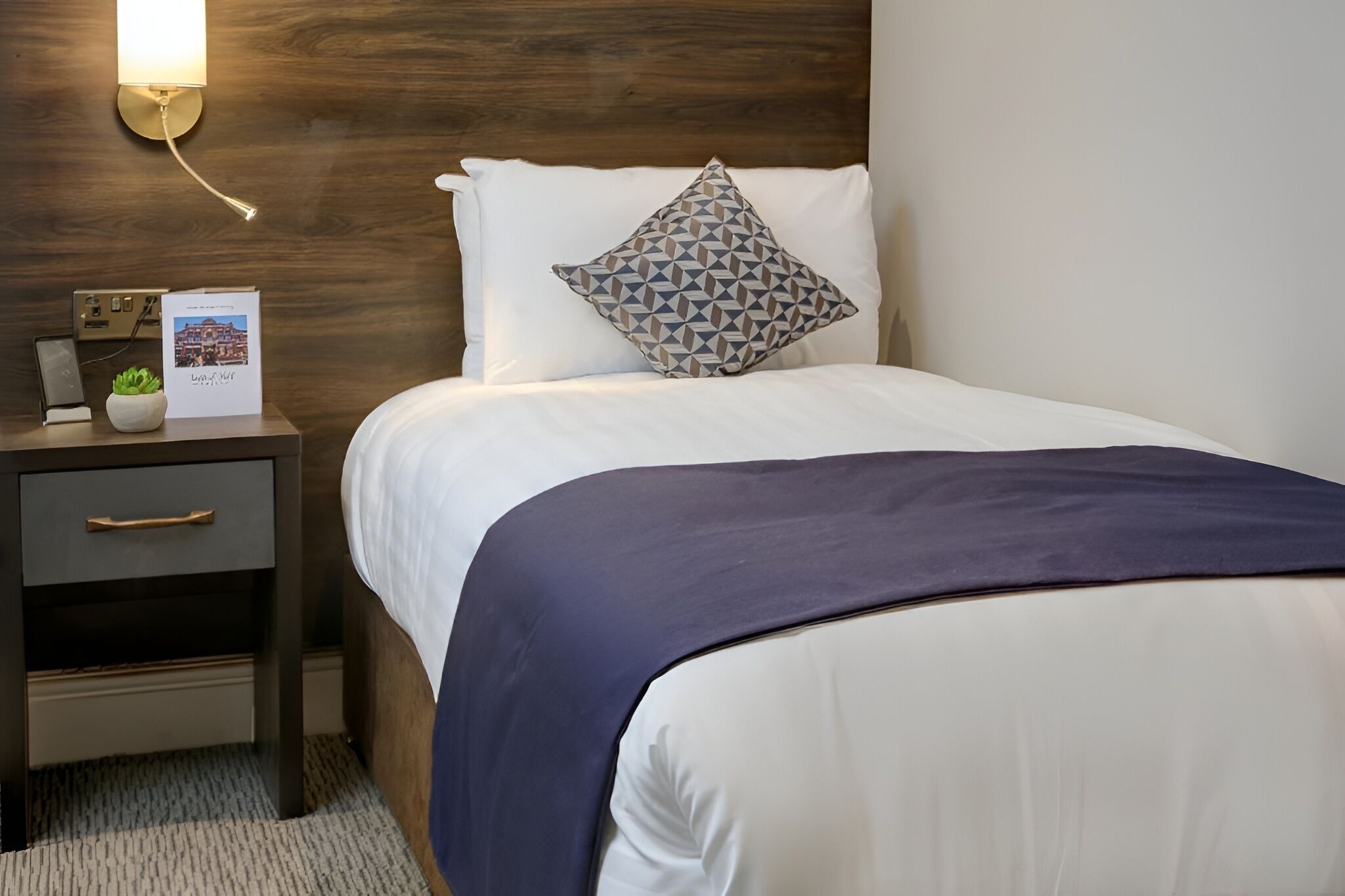 Classic Room, 1 Single Bed | Egyptian cotton sheets, premium bedding, memory-foam beds