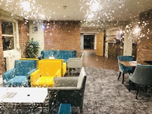 Bar (in der Unterkunft)