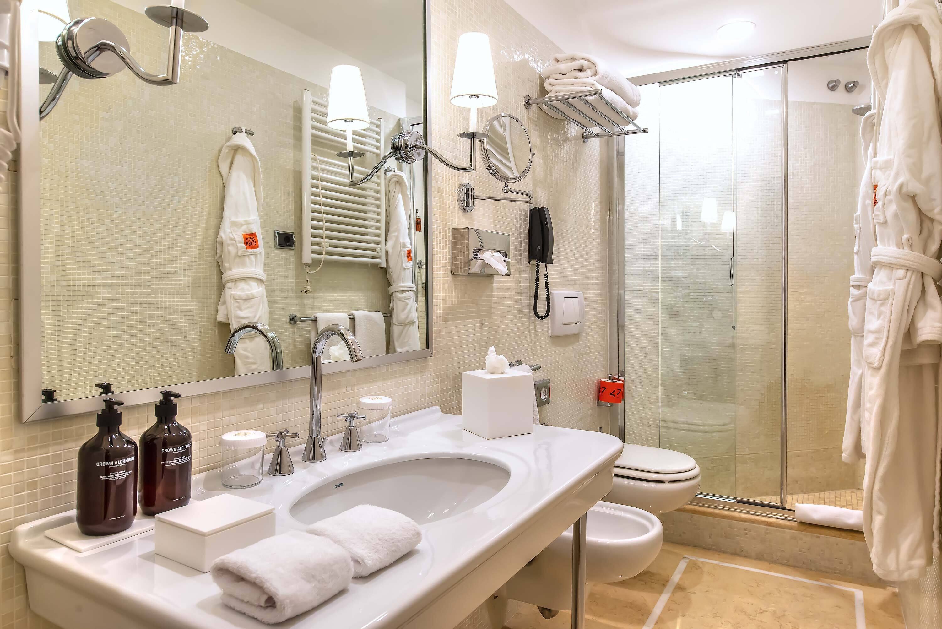 Classic-Doppelzimmer | Badezimmer