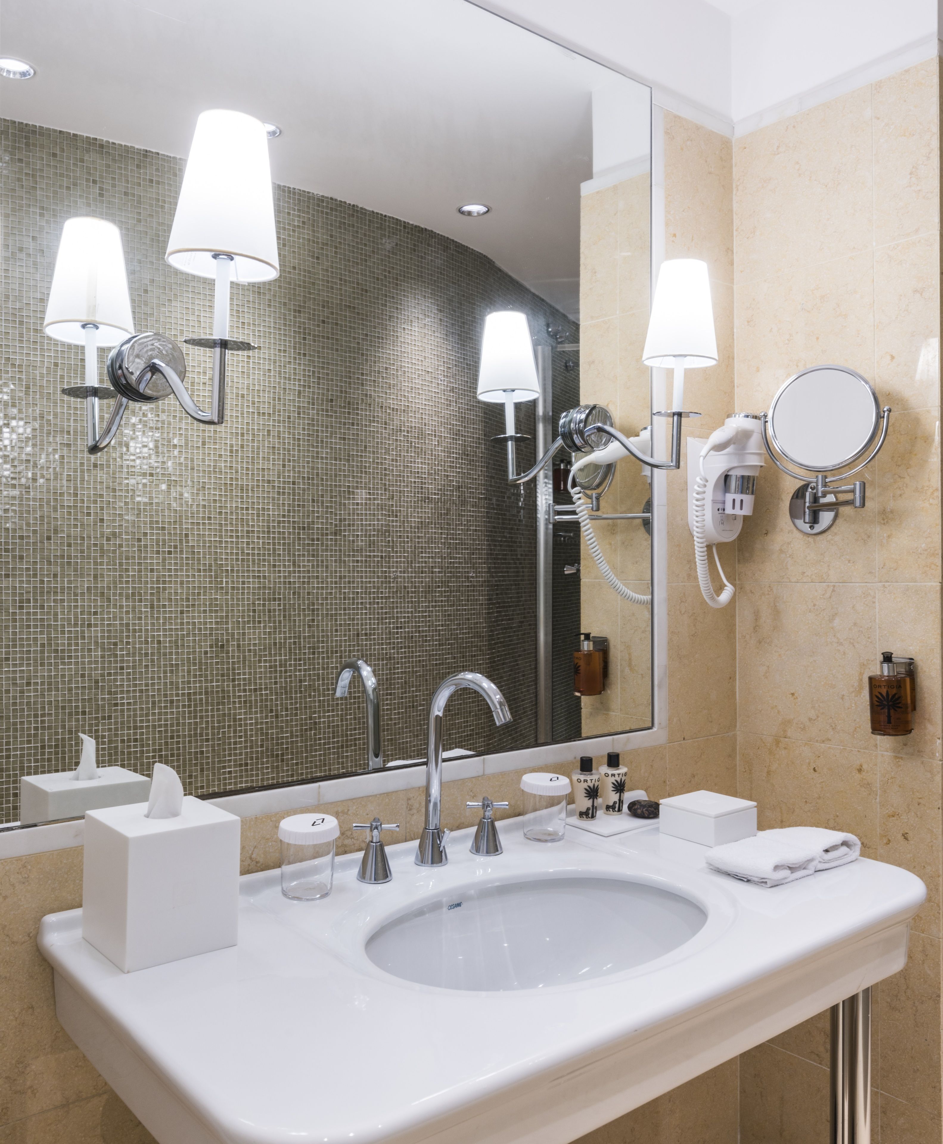 Suite, Balcony | Bathroom | Designer toiletries, hair dryer, bathrobes, slippers