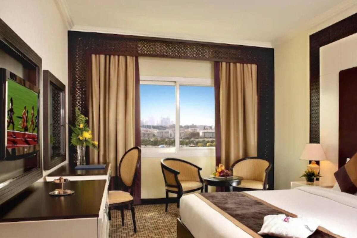 Minibar, in-room safe, desk, blackout drapes