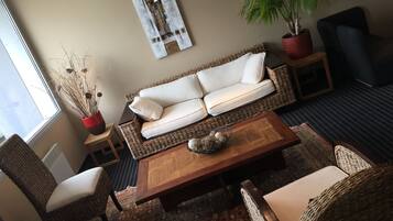 Coffres-forts dans les chambres, bureau, rideaux occultants