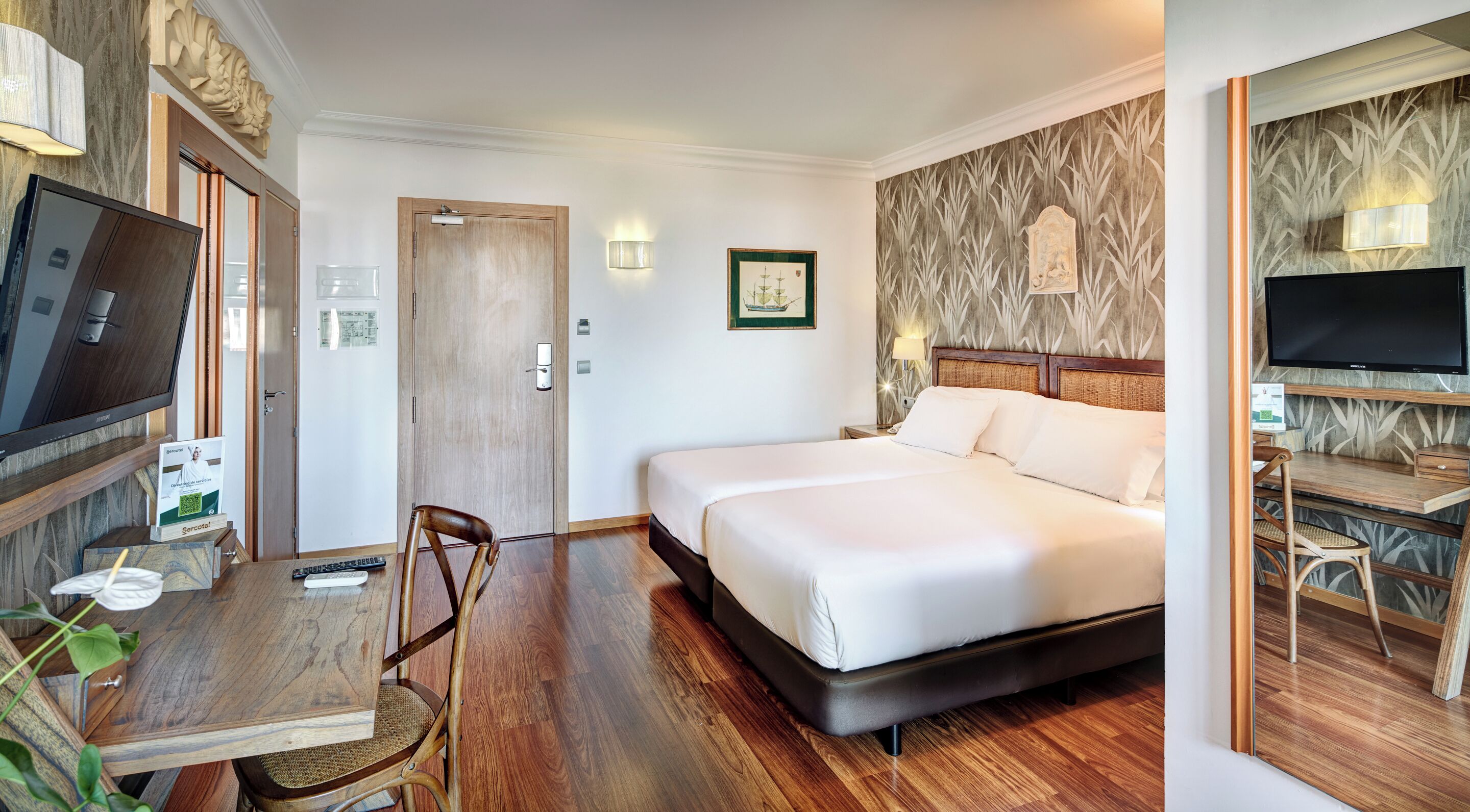 down duvets, in-room safe, desk, soundproofing