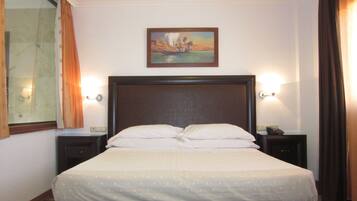 1 slaapkamer, luxe beddengoed, Tempur Pedic-bedden, een bureau