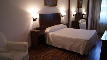 1 slaapkamer, luxe beddengoed, Tempur Pedic-bedden, een bureau